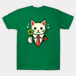 Cat Holding Shamrock for St Patricks Day T-Shirt